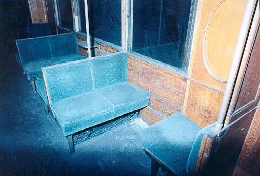 Innenansicht Wagen 515 - Gangbereich