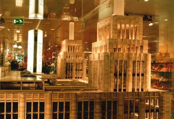 Modell des historischen Karstadt-Gebäudes - Detail
