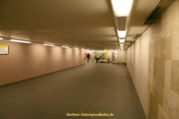 Verbindungsgang zur U9